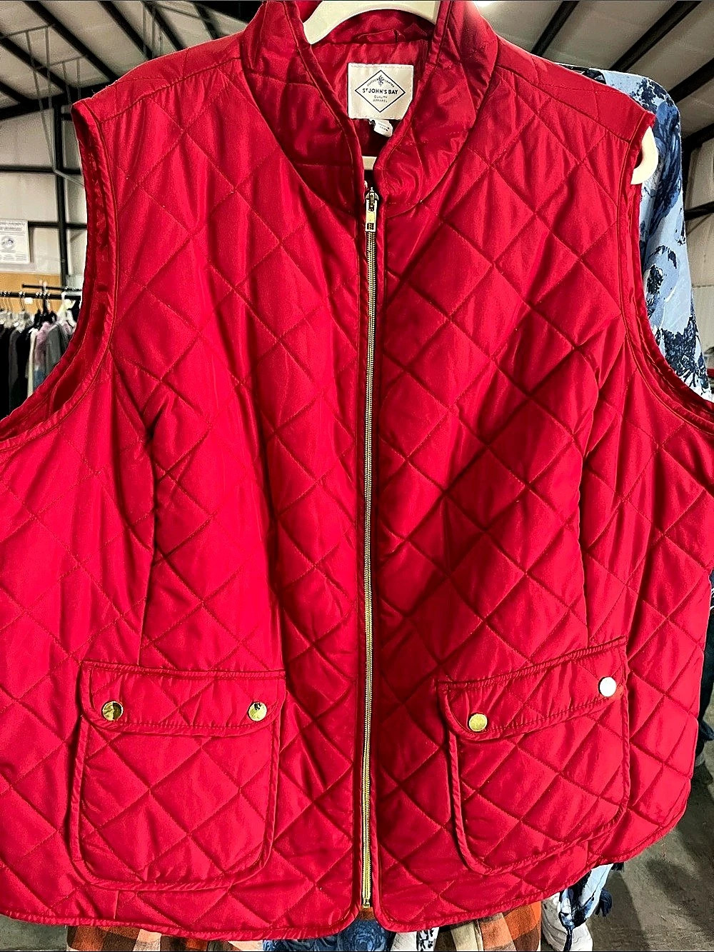 St. John's Bay Quilted Vest in red. Size 3X Like New